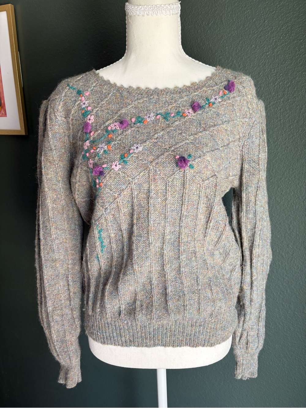 VTG 1986 Susan Bristol Components Hand Embroidered Shetland Wool Sweater